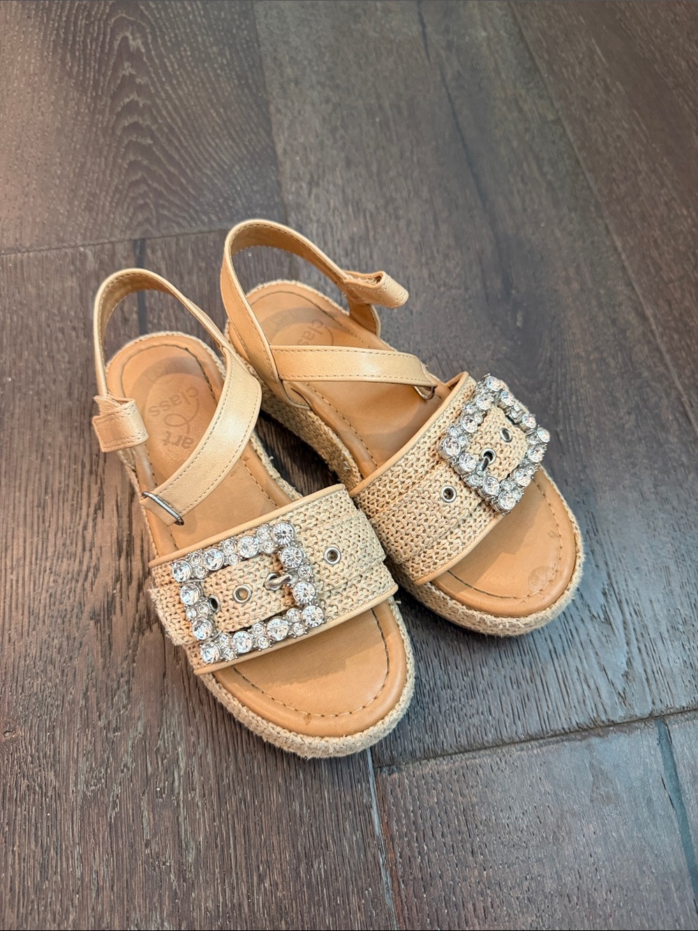 Girls Embellished Sandals with Rhinestone Buckle